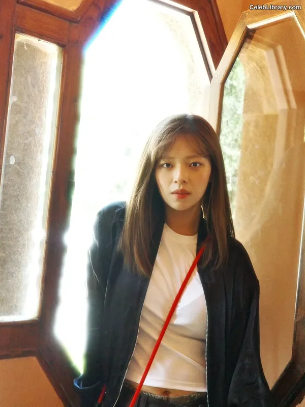 Jeongyeon (TWICE) photo 2 of 169