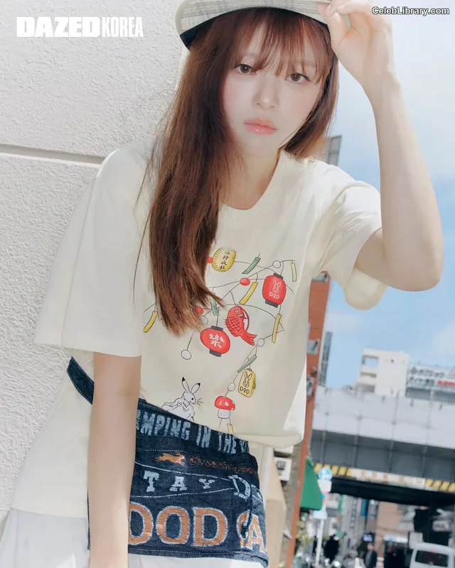 Jeongyeon (TWICE) photo 10 of 169
