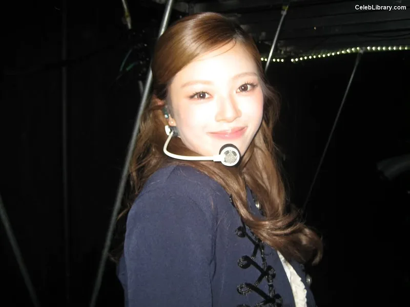 Jeongyeon (TWICE) photo 7 of 169