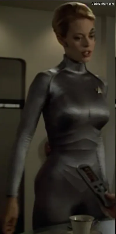 Jeri Ryan photo 12 of 81