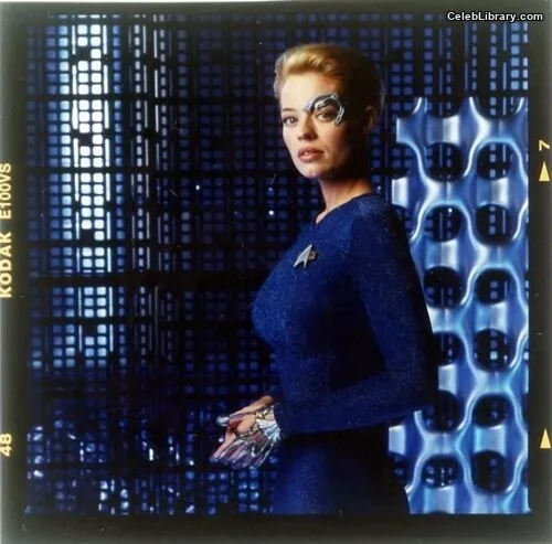 Jeri Ryan photo 24 of 81