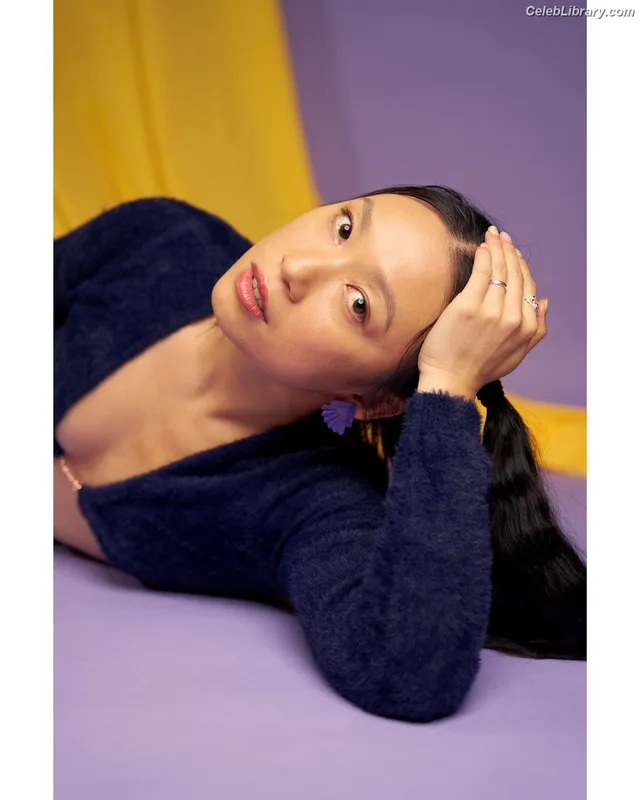 Jess Hong photo 7 of 55