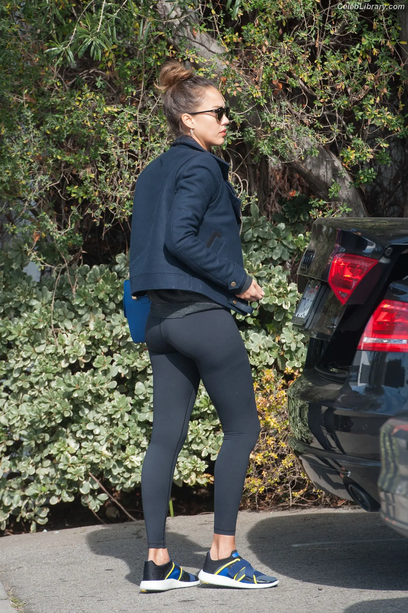 Jessica Alba photo 21 of 1747