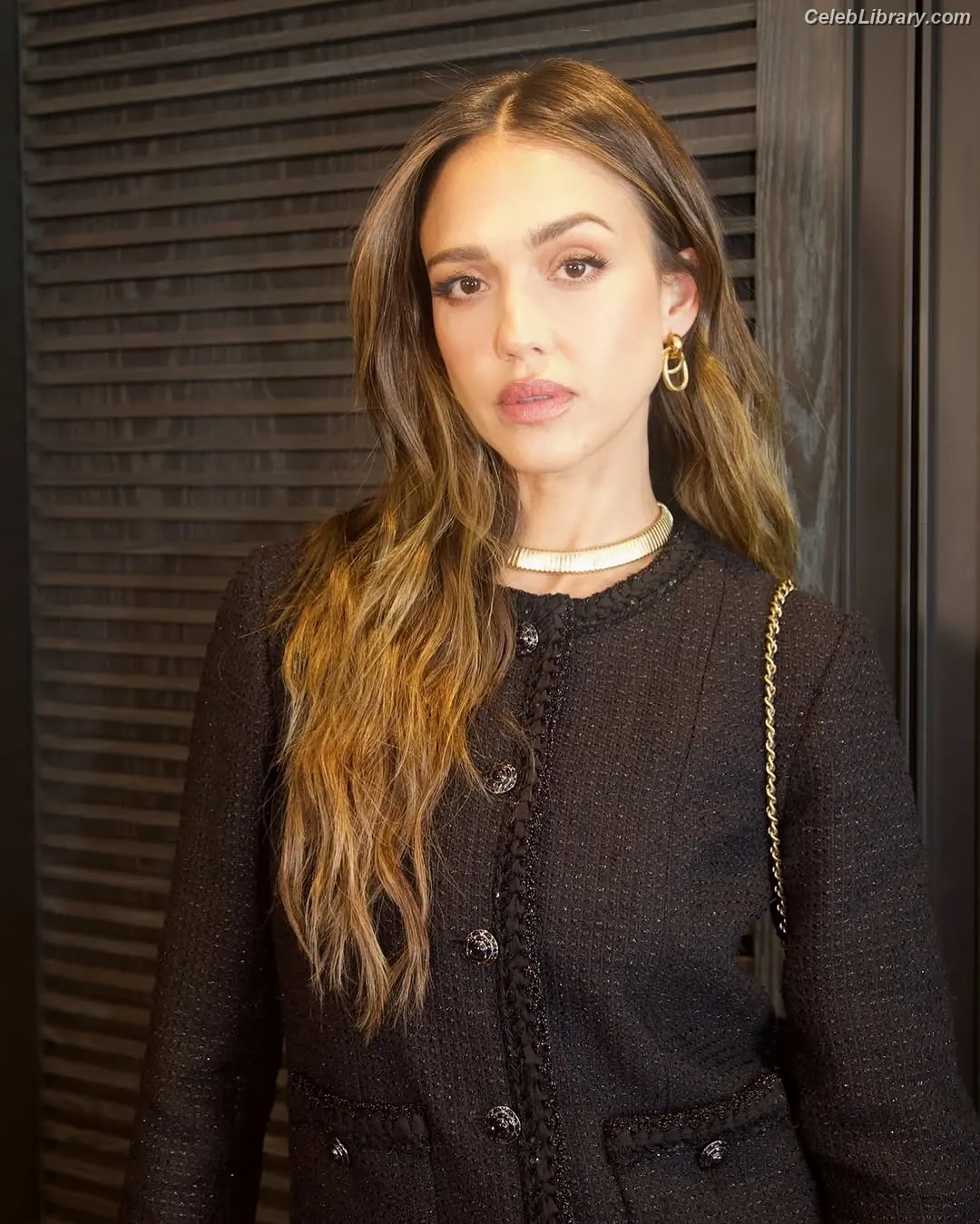 Jessica Alba photo 4 of 1747