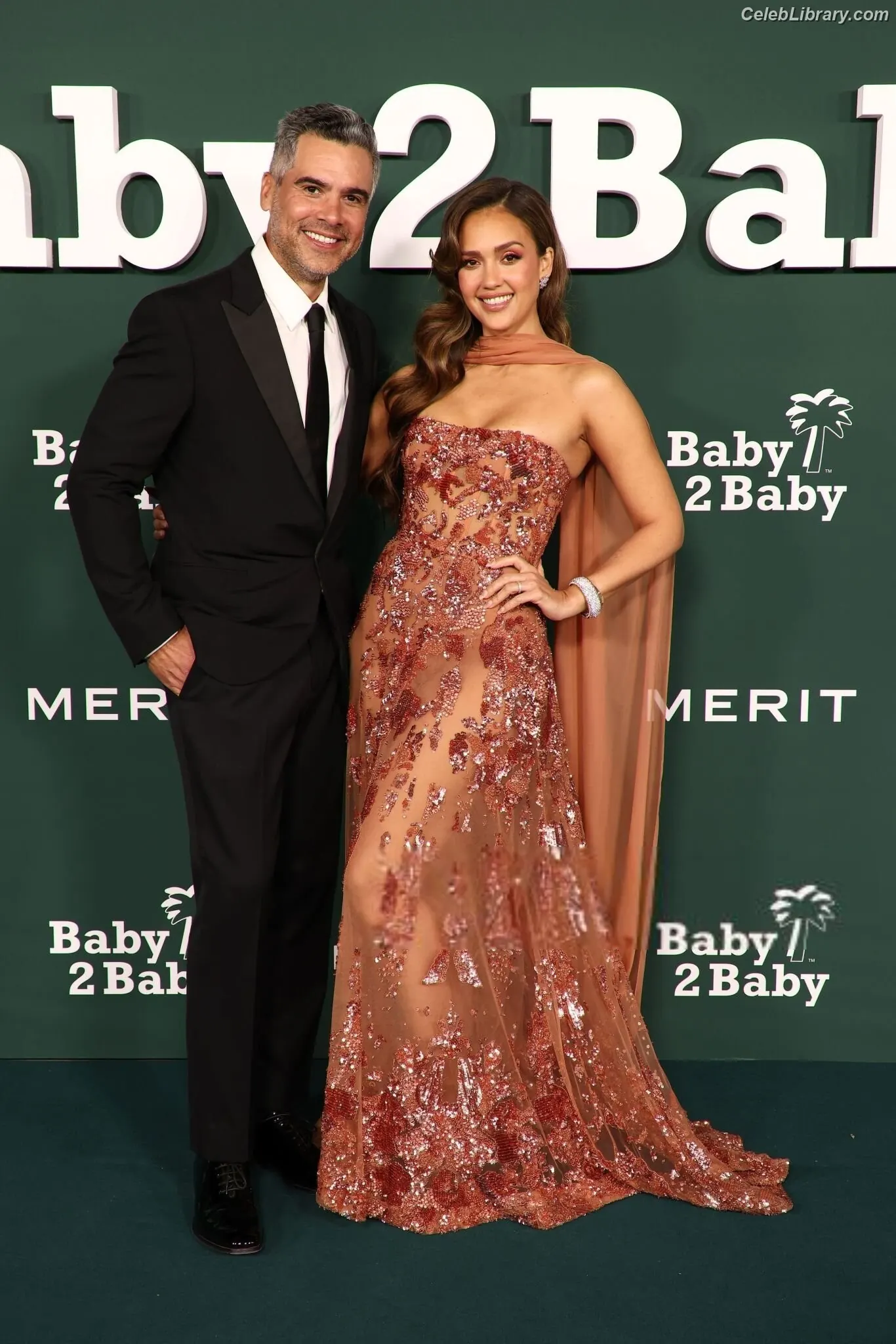 Jessica Alba photo 12 of 1747
