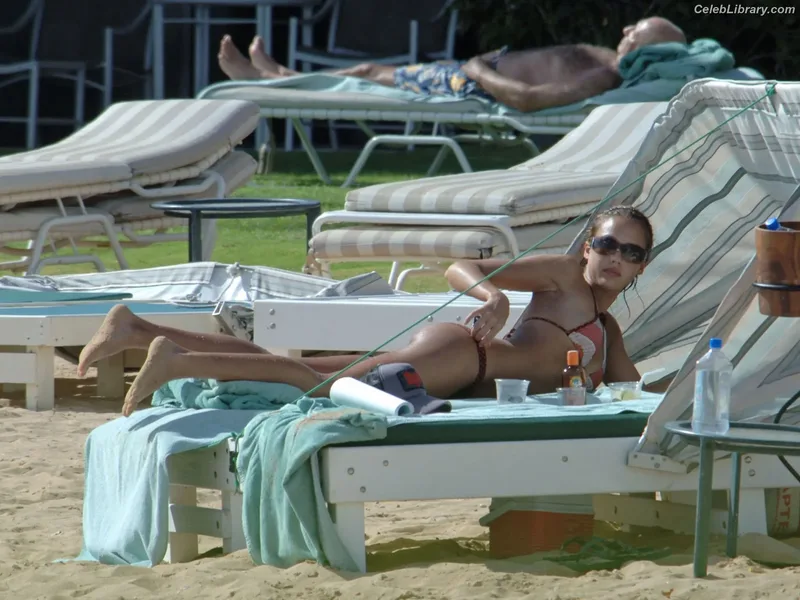 Jessica Alba photo 13 of 1748