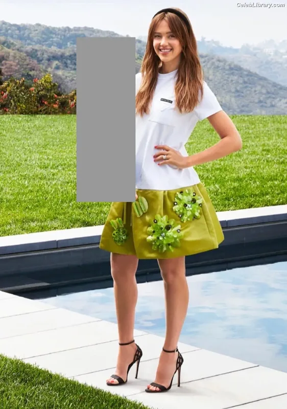 Jessica Alba photo 3 of 1748