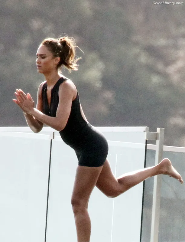 Jessica Alba photo 4 of 1748