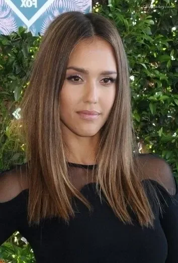 Jessica Alba photo 1 of 1748