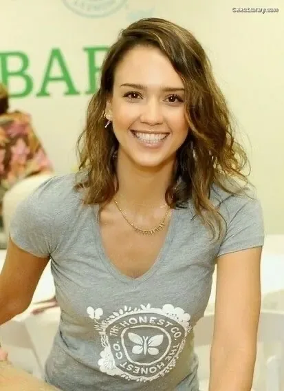 Jessica Alba photo 13 of 1748