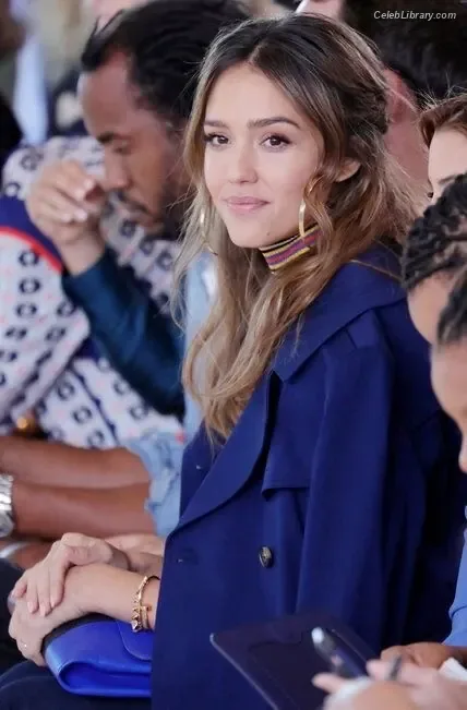 Jessica Alba photo 14 of 1748