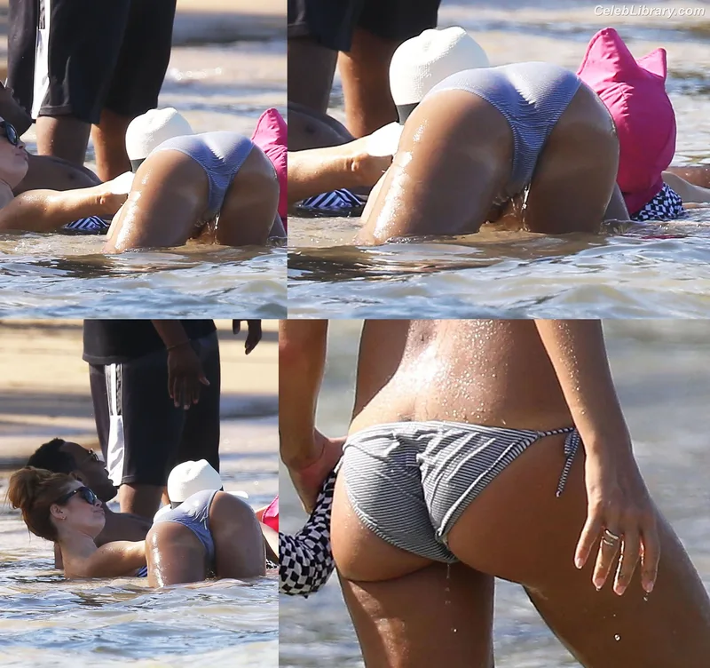 Jessica Alba photo 2 of 1748