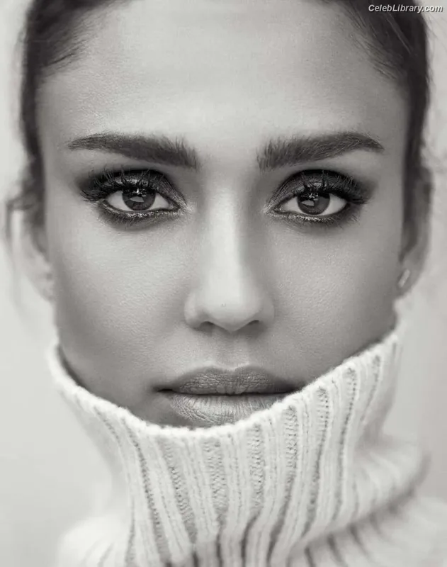 Jessica Alba photo 22 of 1748