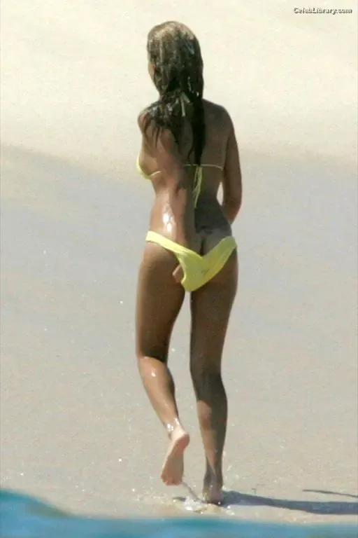 Jessica Alba photo 19 of 1748