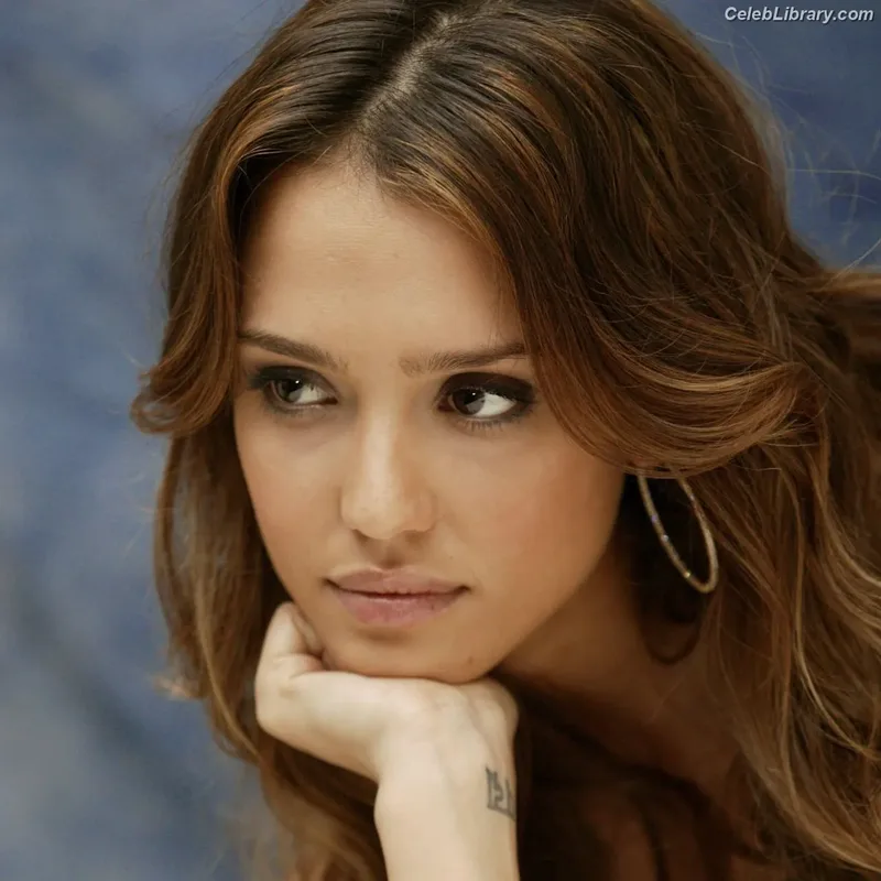 Jessica Alba photo 13 of 1748