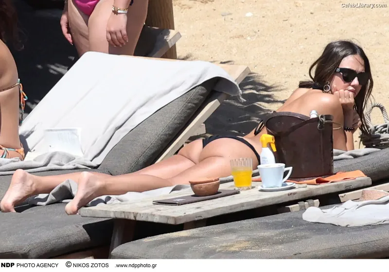 Jessica Alba photo 23 of 1748