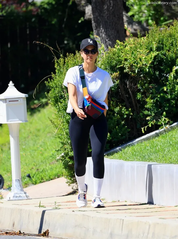 Jessica Alba photo 13 of 1748