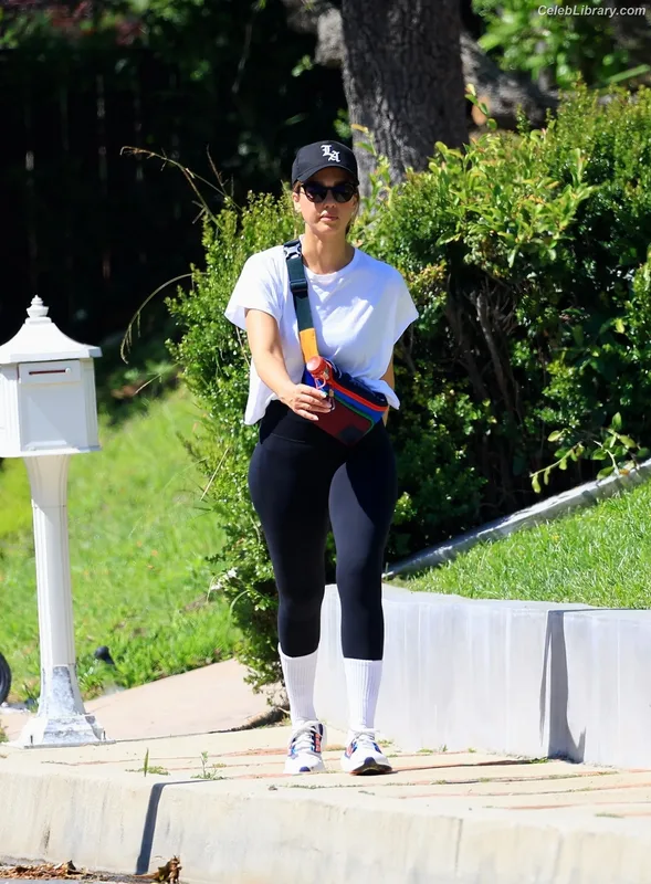 Jessica Alba photo 14 of 1748