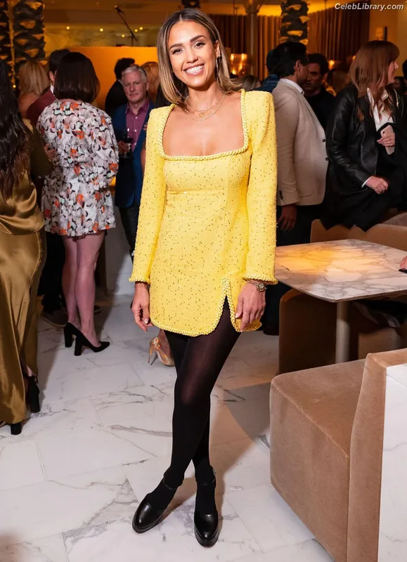 Jessica Alba photo 18 of 1748