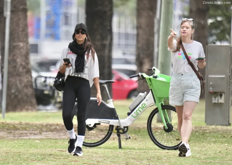 Jessica Alba photo 23 of 1748