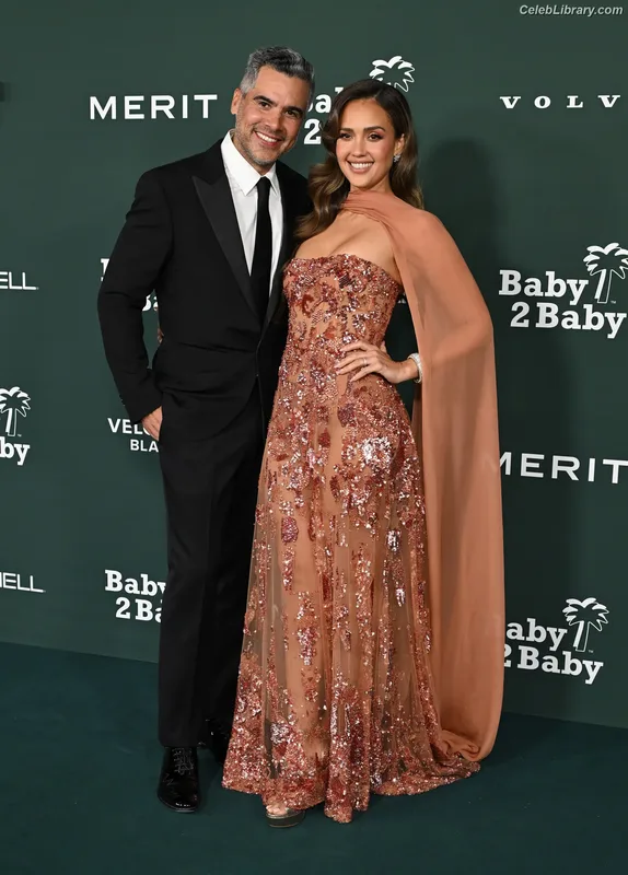 Jessica Alba photo 15 of 1748