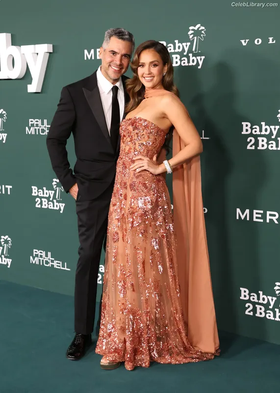 Jessica Alba photo 18 of 1748