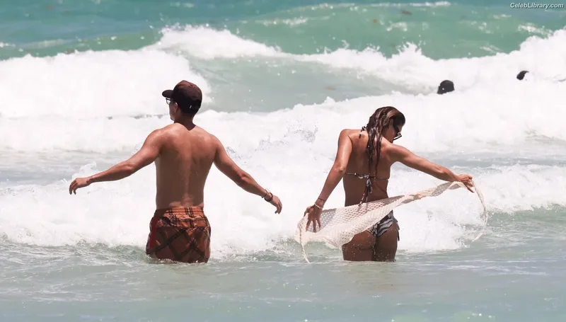 Jessica Alba photo 19 of 1748