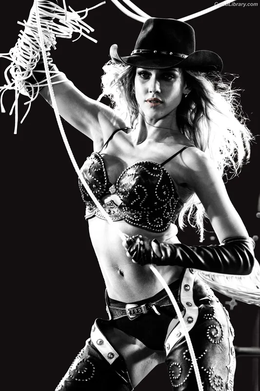 Jessica Alba photo 7 of 1748