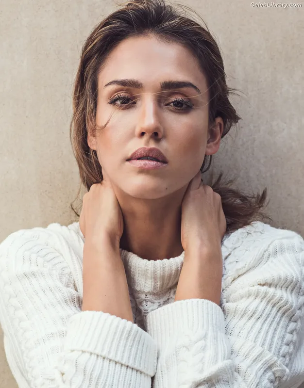 Jessica Alba photo 17 of 1748