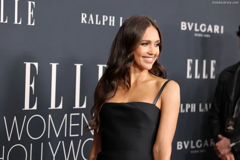 Jessica Alba photo 14 of 1748