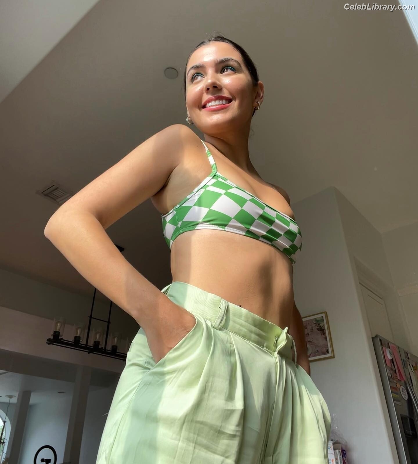 Jessica Andrea photo 4 of 28