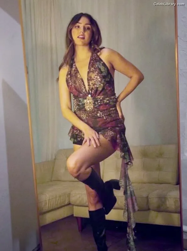 Jessica Andrea photo 3 of 28