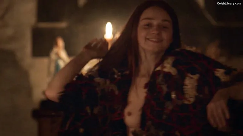 Jessica Barden photo 11 of 45
