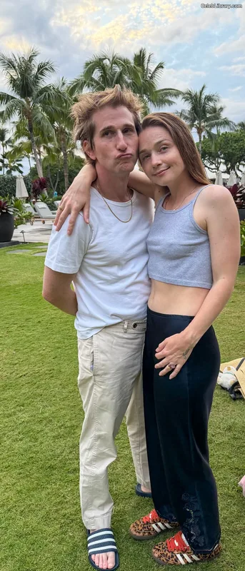 Jessica Barden photo 19 of 45