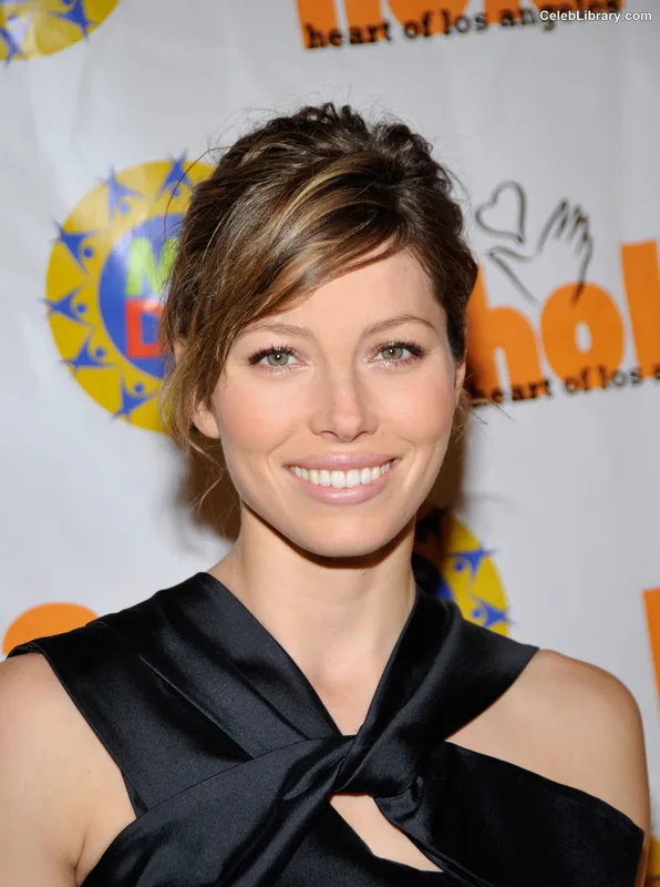 Jessica Biel photo 19 of 516