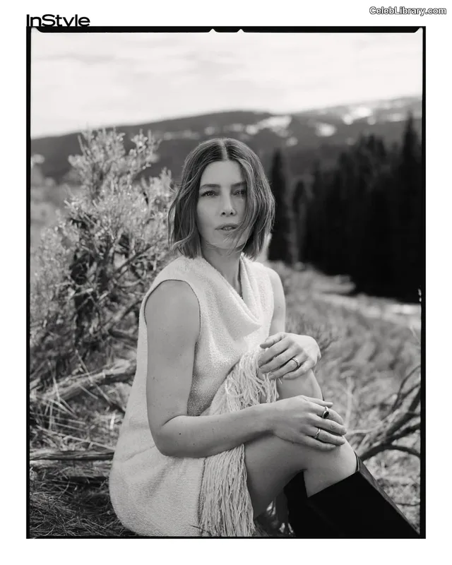Jessica Biel photo 24 of 516