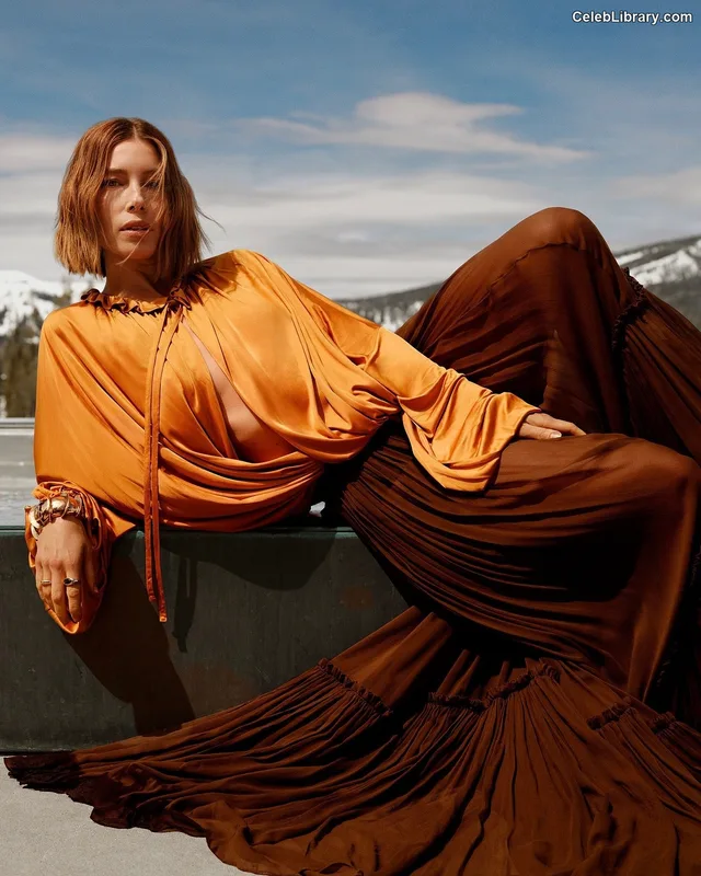 Jessica Biel photo 8 of 516
