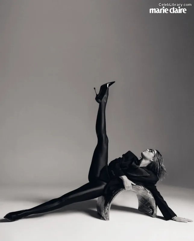 Jessica Biel photo 7 of 516