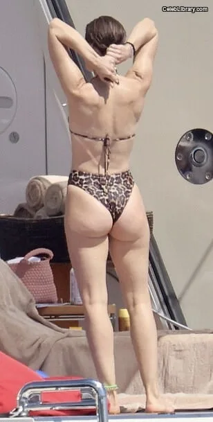 Jessica Biel photo 24 of 516