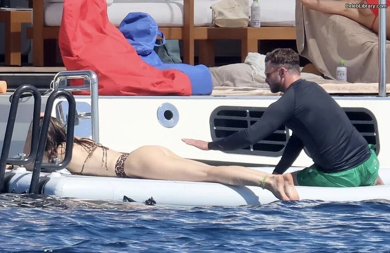 Jessica Biel photo 22 of 516