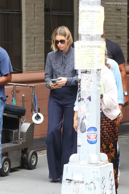 Jessica Biel photo 10 of 516