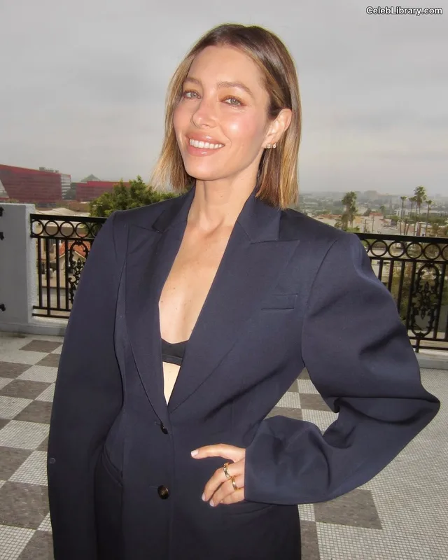 Jessica Biel photo 15 of 516