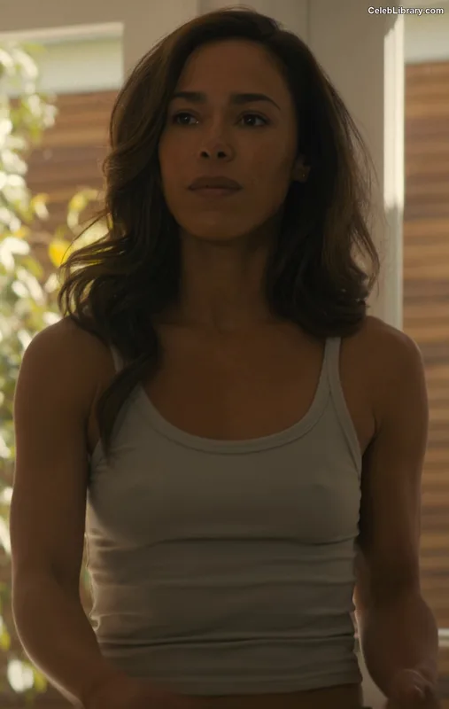 Jessica Camacho photo 11 of 40