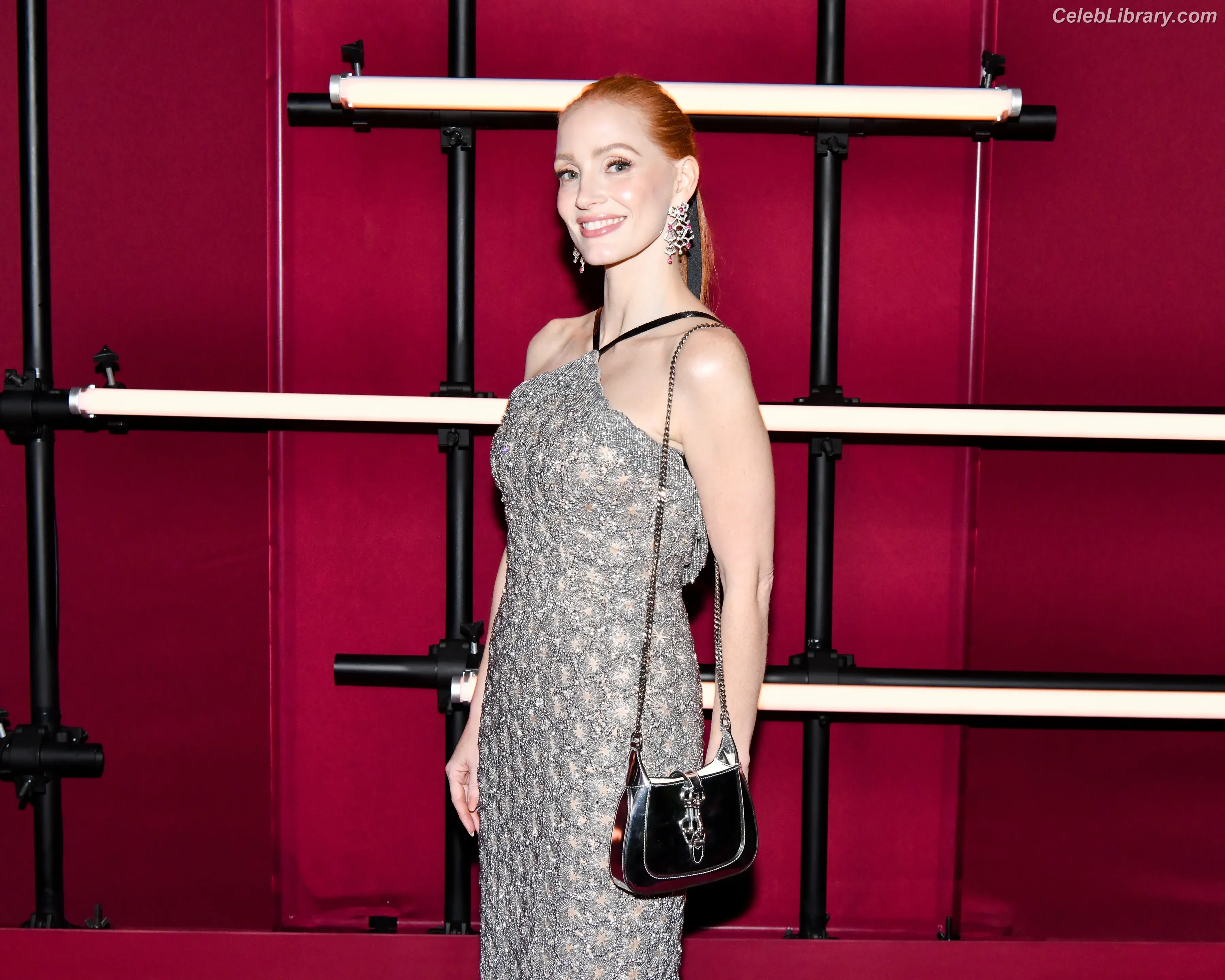 Jessica Chastain photo 1 of 1061