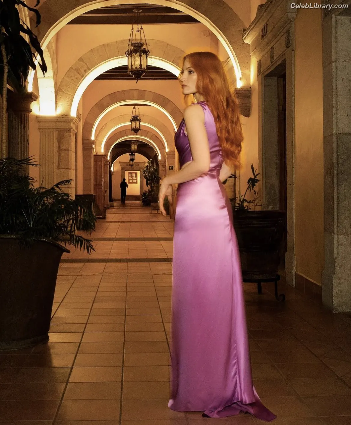 Jessica Chastain photo 2 of 1061