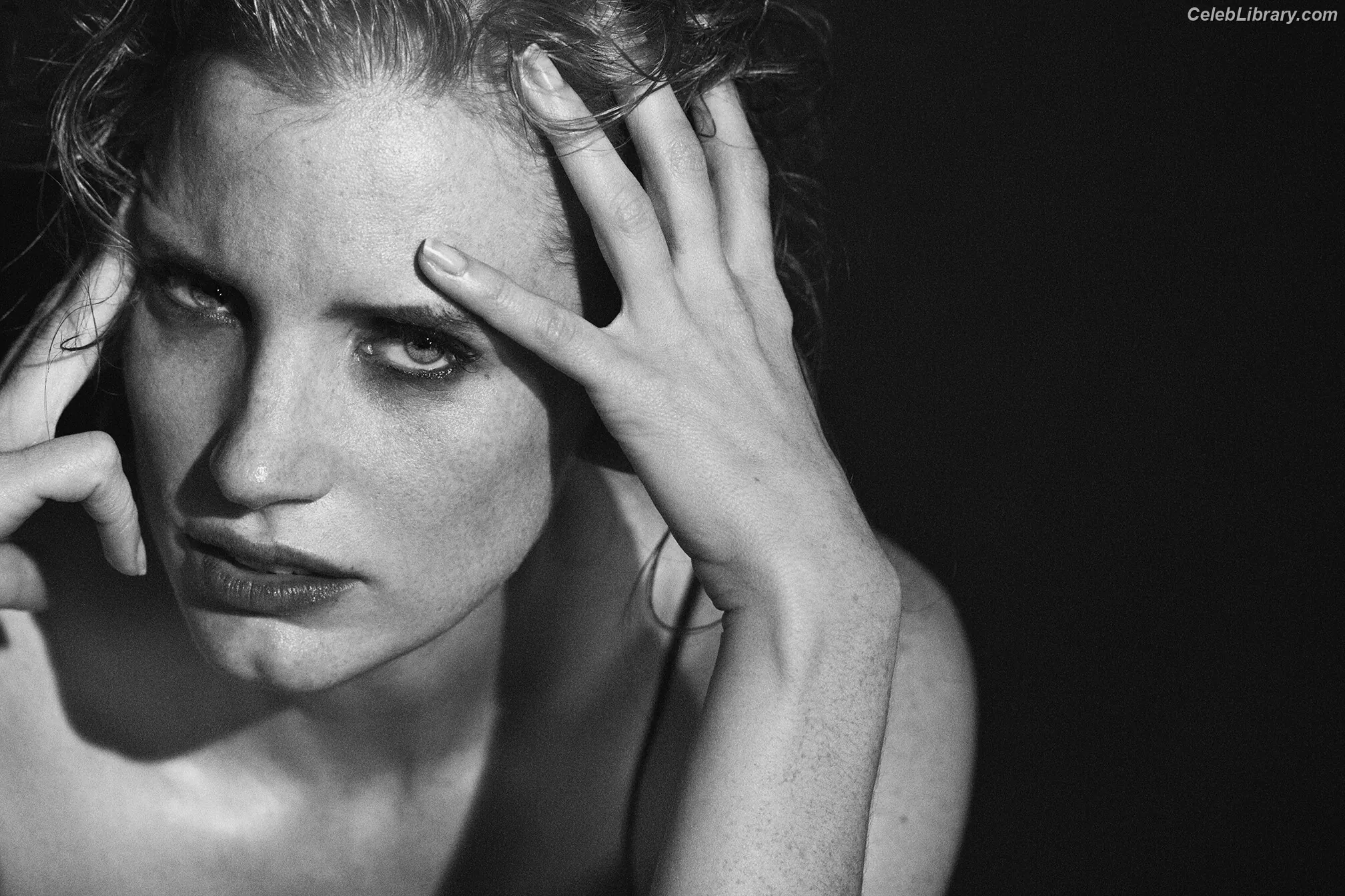 Jessica Chastain photo 10 of 1061