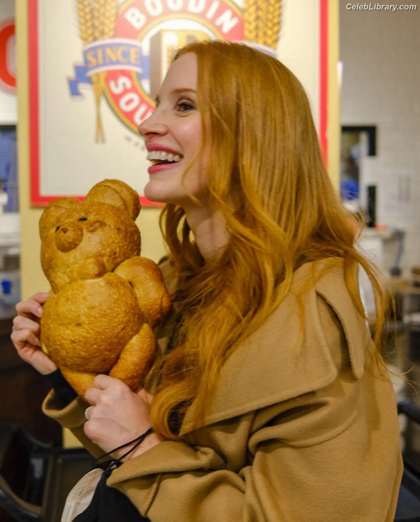 Jessica Chastain photo 1 of 1061