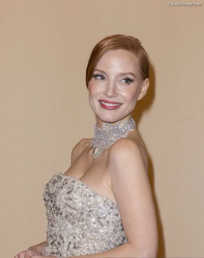 Jessica Chastain photo 8 of 1061