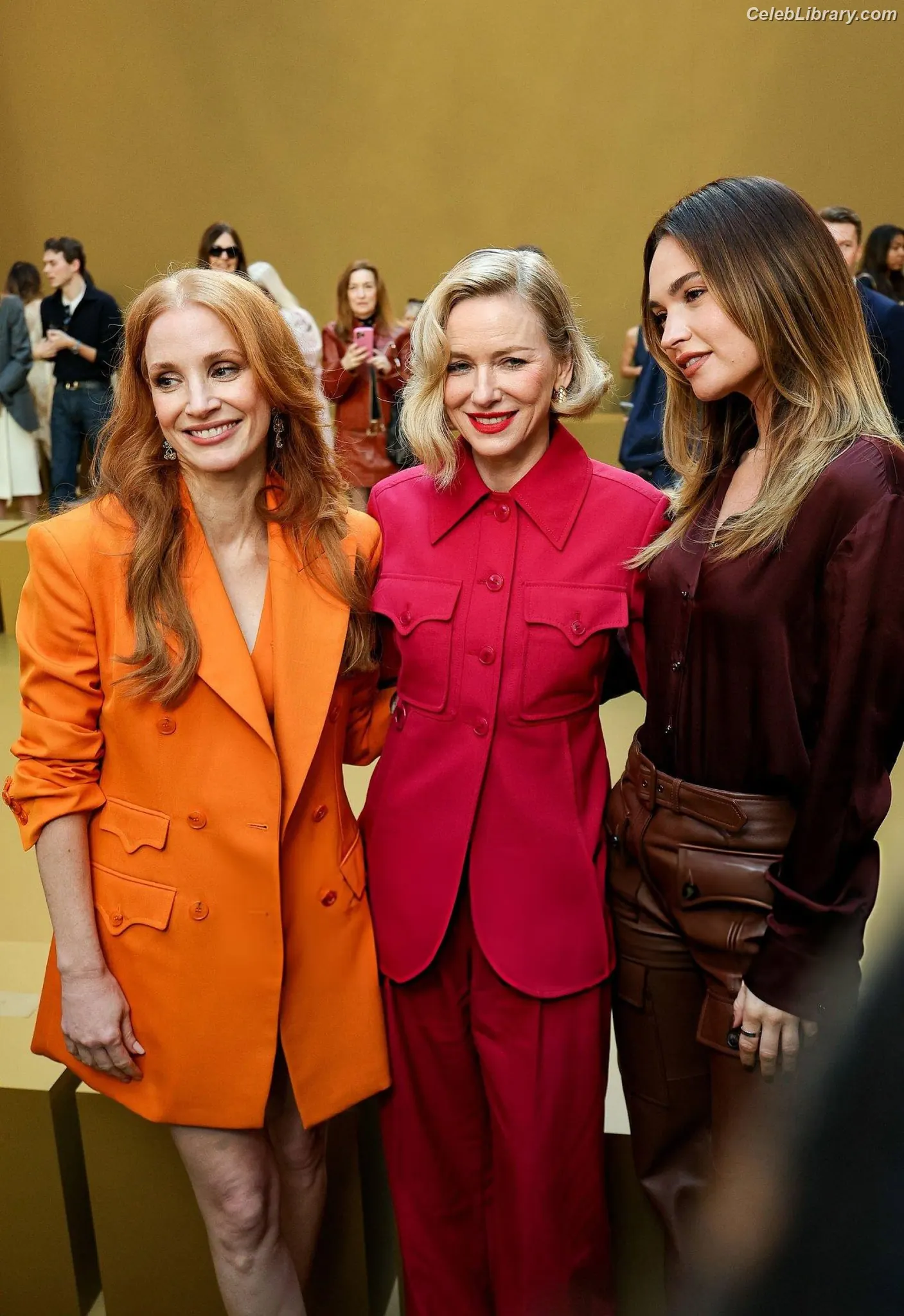 Jessica Chastain photo 1 of 1061