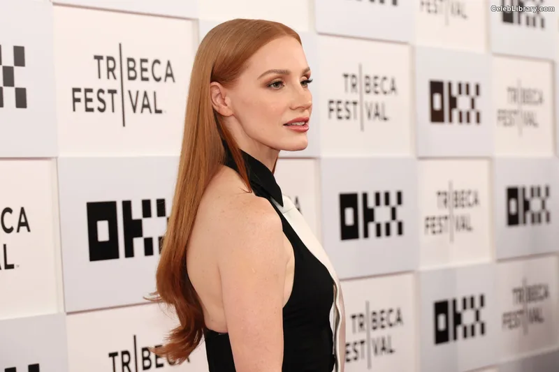 Jessica Chastain photo 9 of 1062